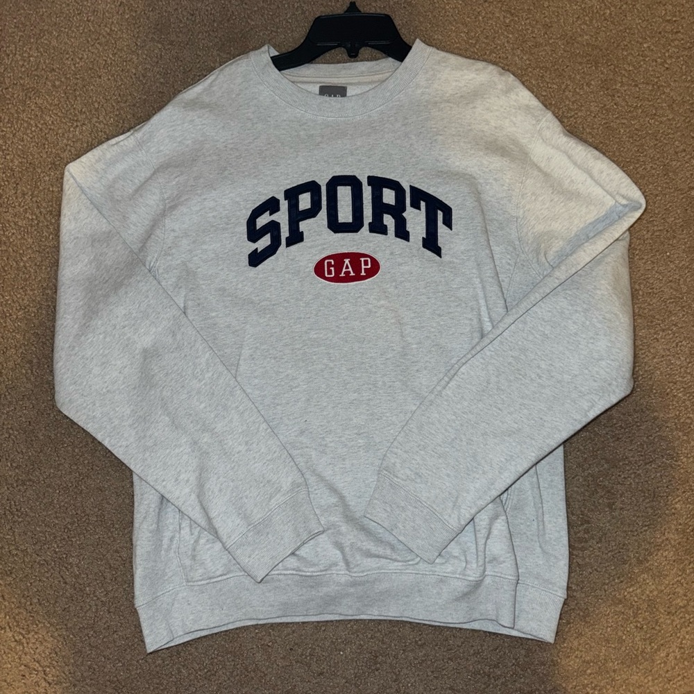 Men’s Gap Crewneck